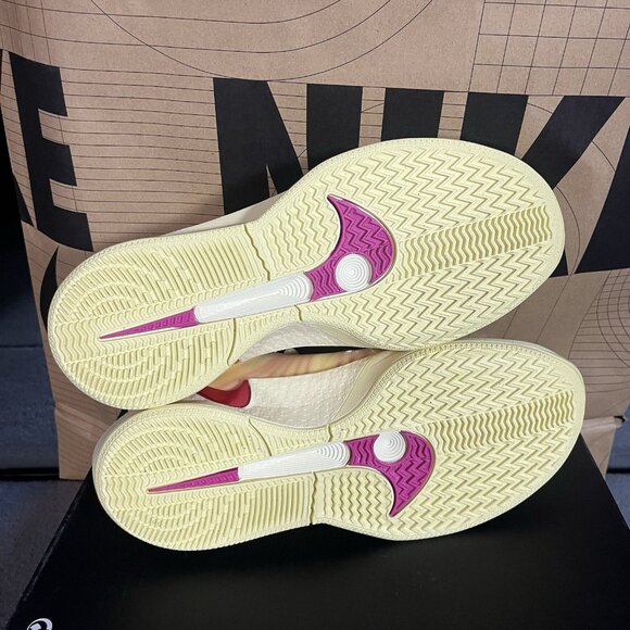 NEW Nike Sabrina 2 “Trust” Basketball Citron Yellow FQ2174-800 women size 8 - Picture 5 of 6